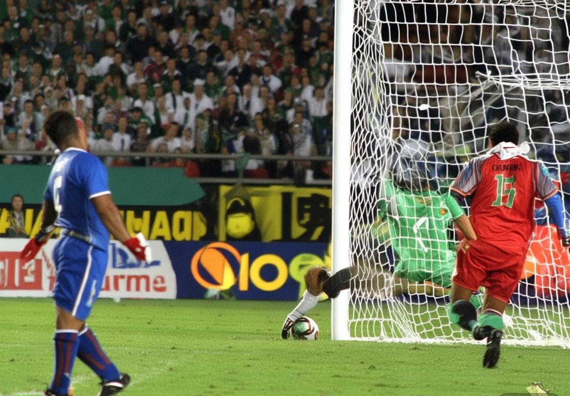 2002世界杯：墨西哥vs意大利巅峰对决回顾(图4)