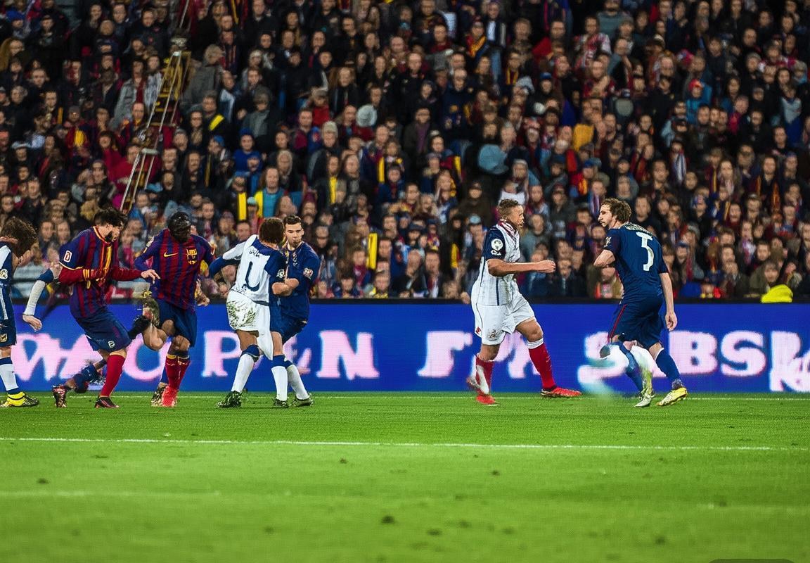 巴塞罗那VS毕尔巴鄂：梅西新星对决解析及战术启示